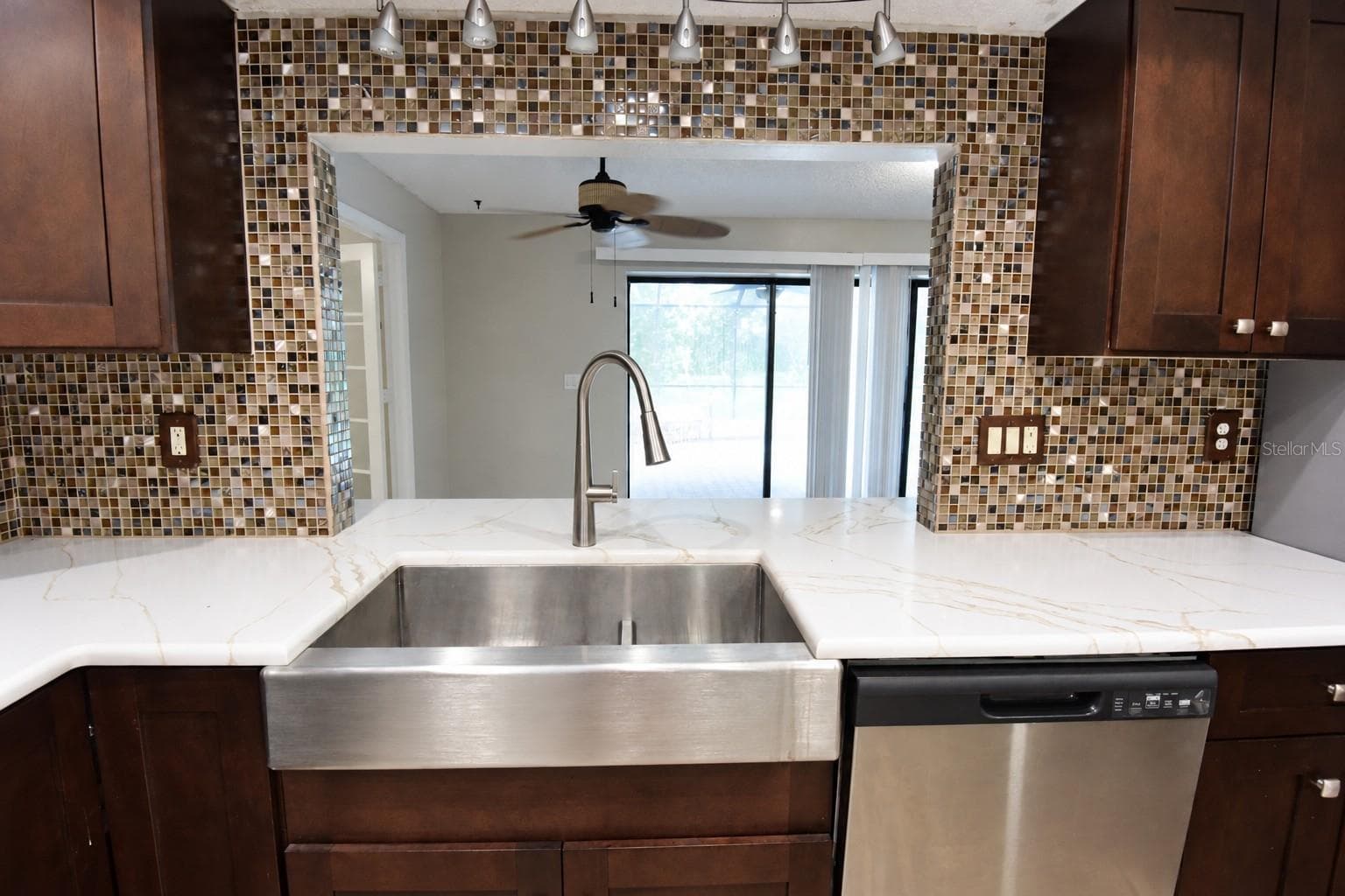 Single Family Residence at 10192 SWANSON CT, SPRING HILL, photo 10 of 75