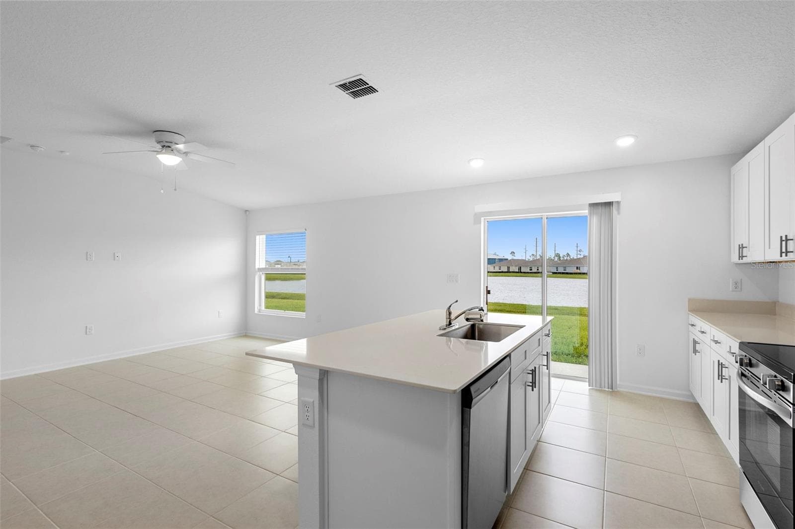 Single Family Residence at 1278 BELLE ISLE LN, DAYTONA BEACH, photo 8 of 29