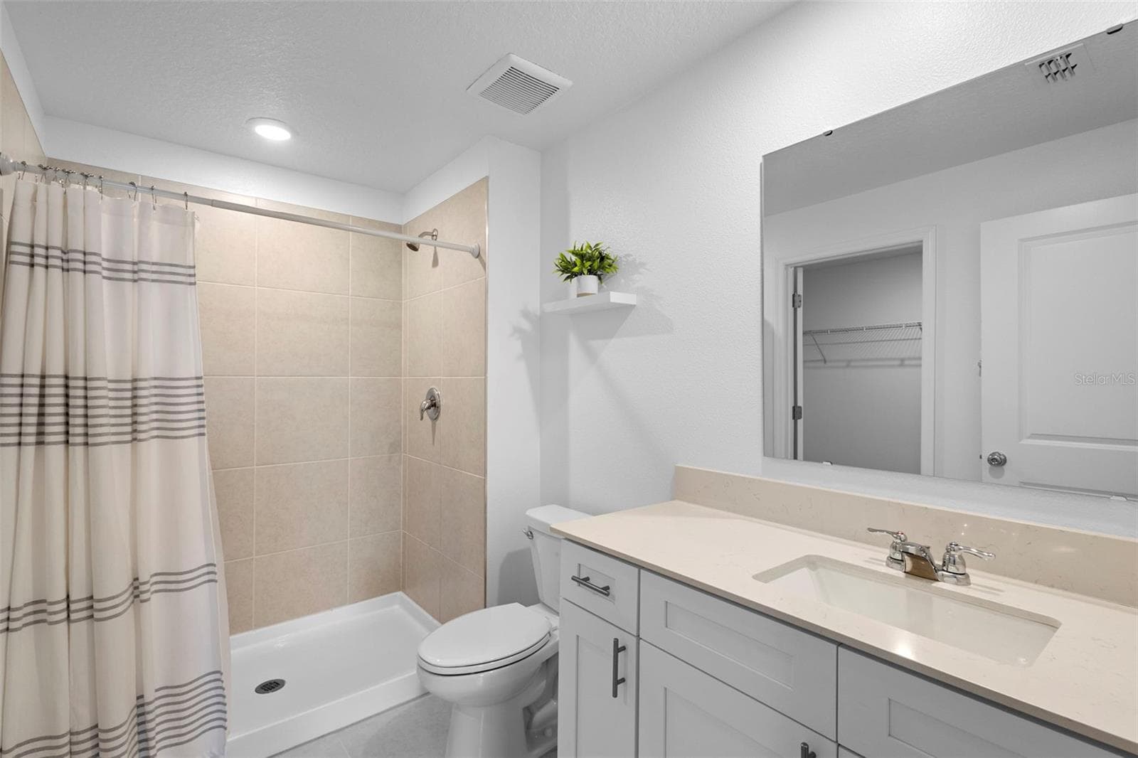 Single Family Residence at 1278 BELLE ISLE LN, DAYTONA BEACH, photo 13 of 29