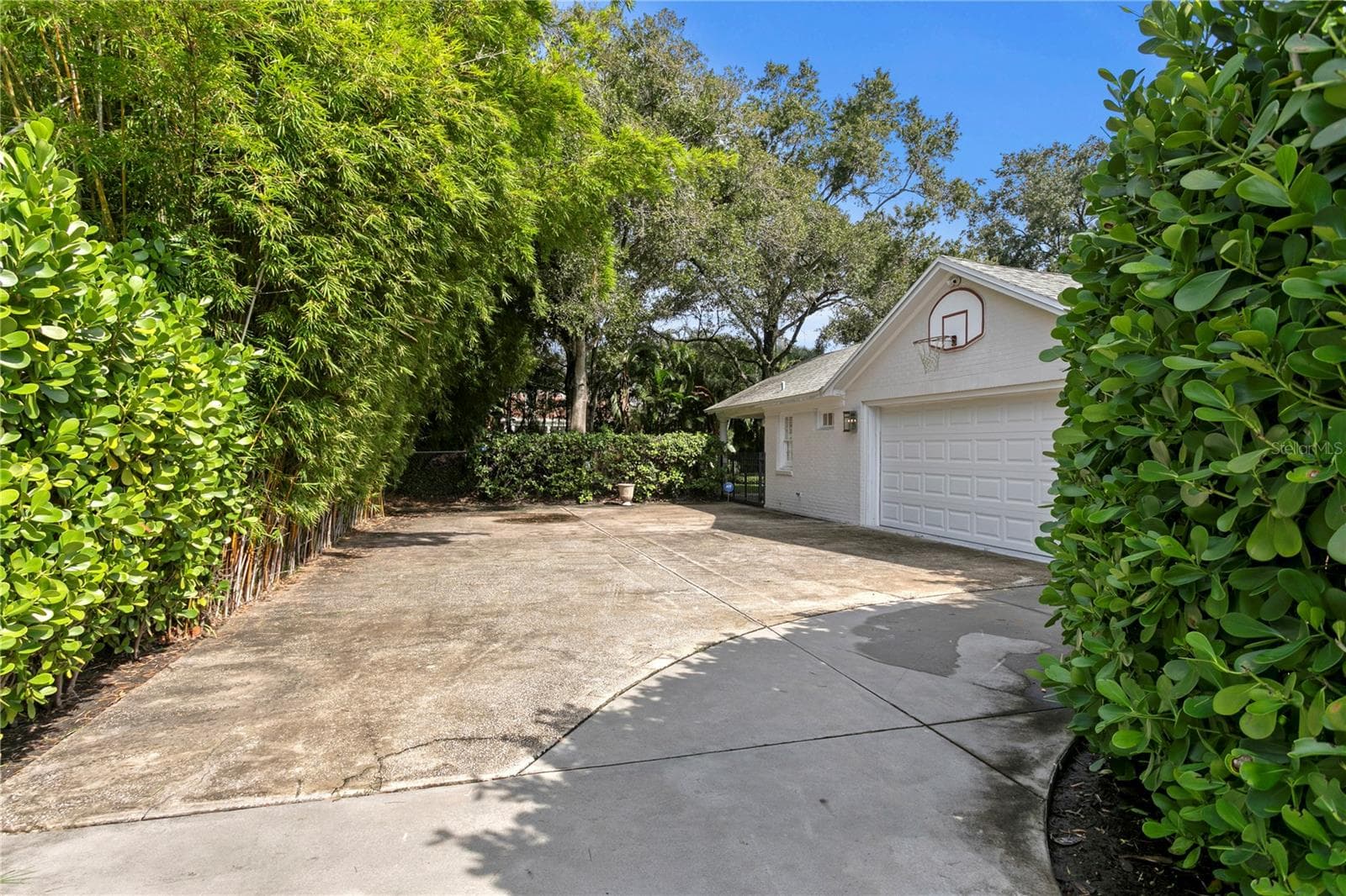 Single Family Residence at 3209 W PARKLAND BLVD, TAMPA, photo 61 of 64