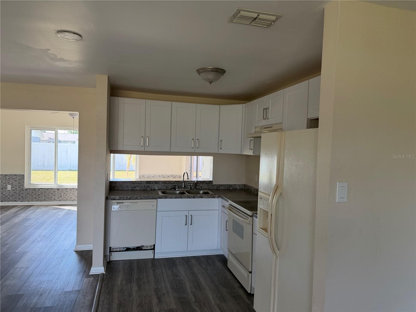 Single Family Residence at 6255 CONISTON ST, PORT CHARLOTTE, photo 9 of 25