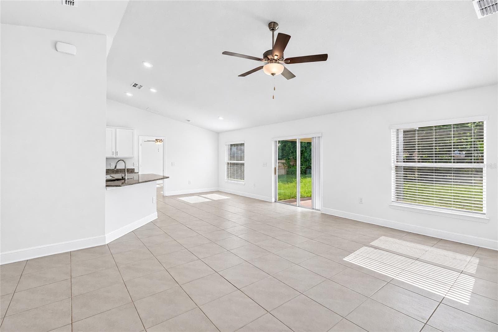 Single Family Residence at 1519 ARTHUR BLVD, LAKELAND, photo 14 of 38