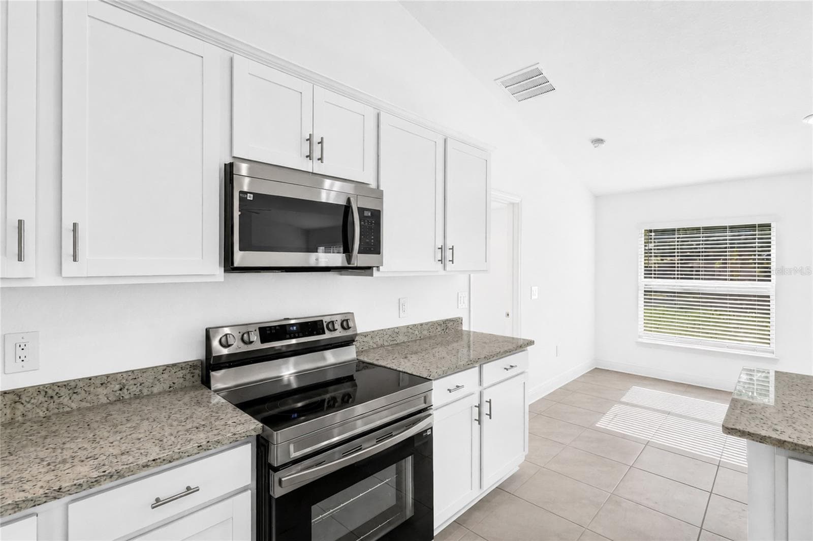 Single Family Residence at 1519 ARTHUR BLVD, LAKELAND, photo 20 of 38