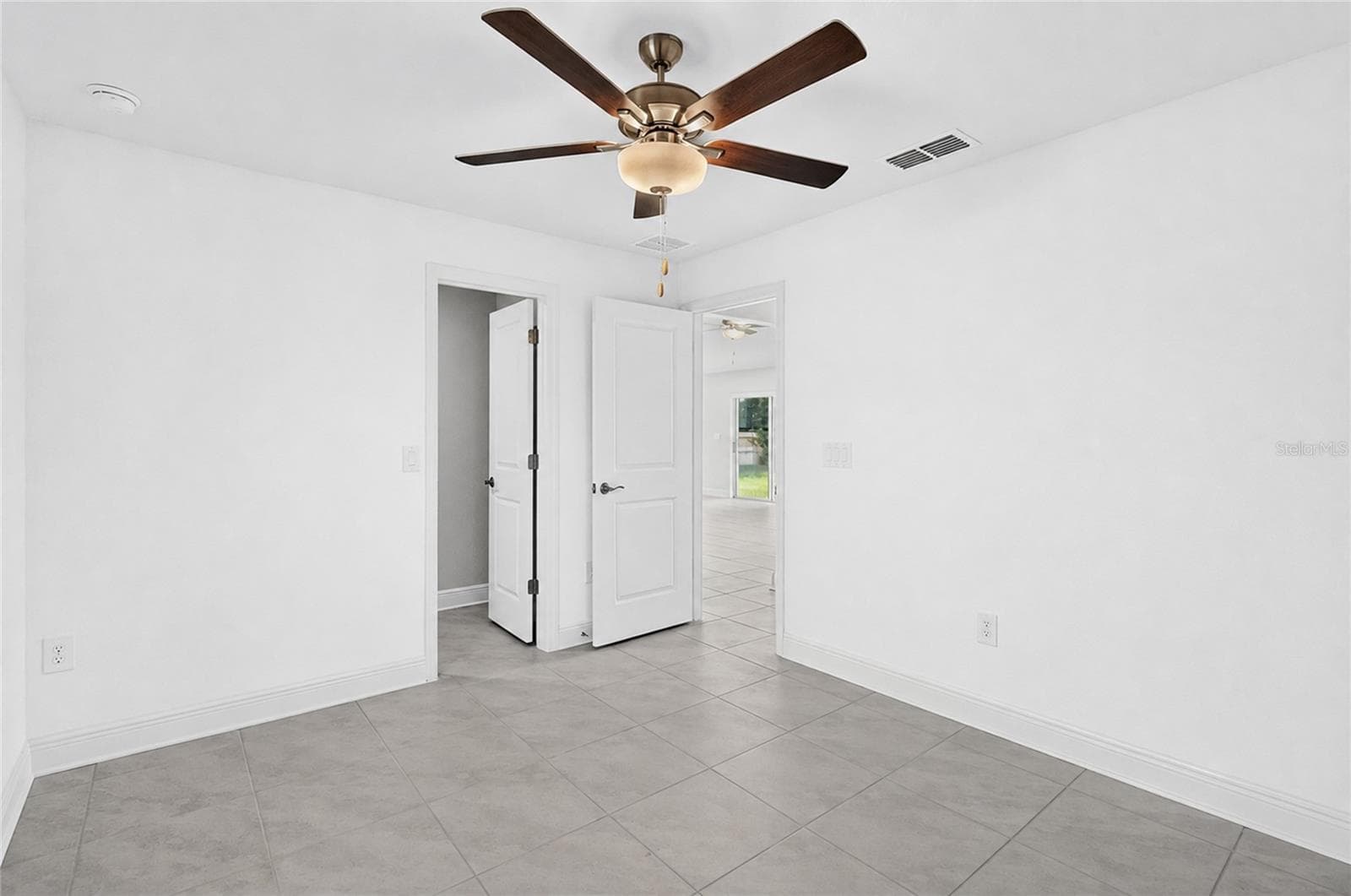 Single Family Residence at 1519 ARTHUR BLVD, LAKELAND, photo 33 of 38