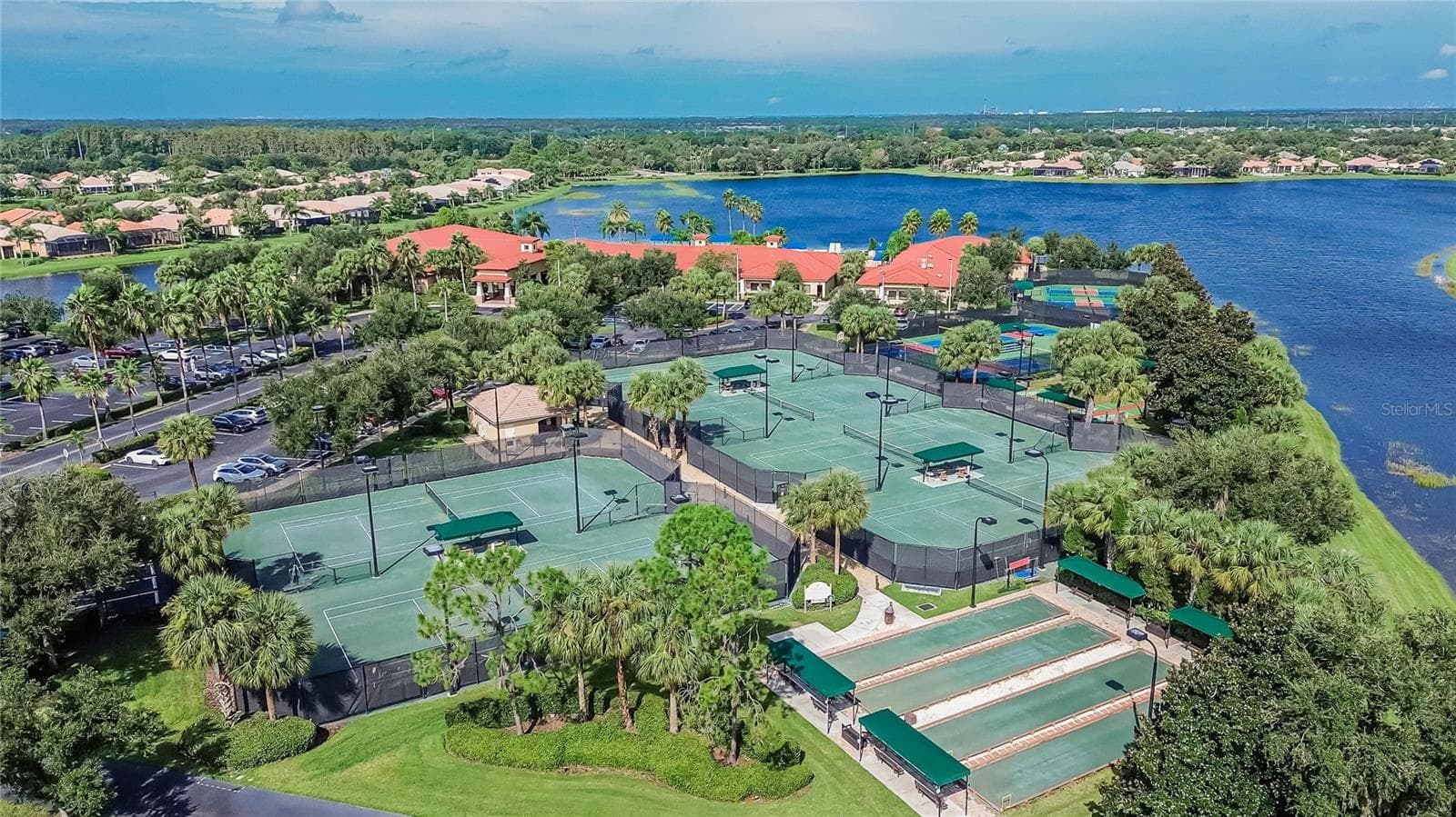 Community Tennis, Shuffleboard & Pickleball Courts - 5002 EMERALD ISLE DR, WIMAUMA