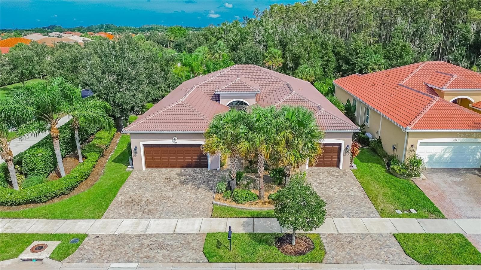 Aerial Front Exterior View - 5002 EMERALD ISLE DR, WIMAUMA