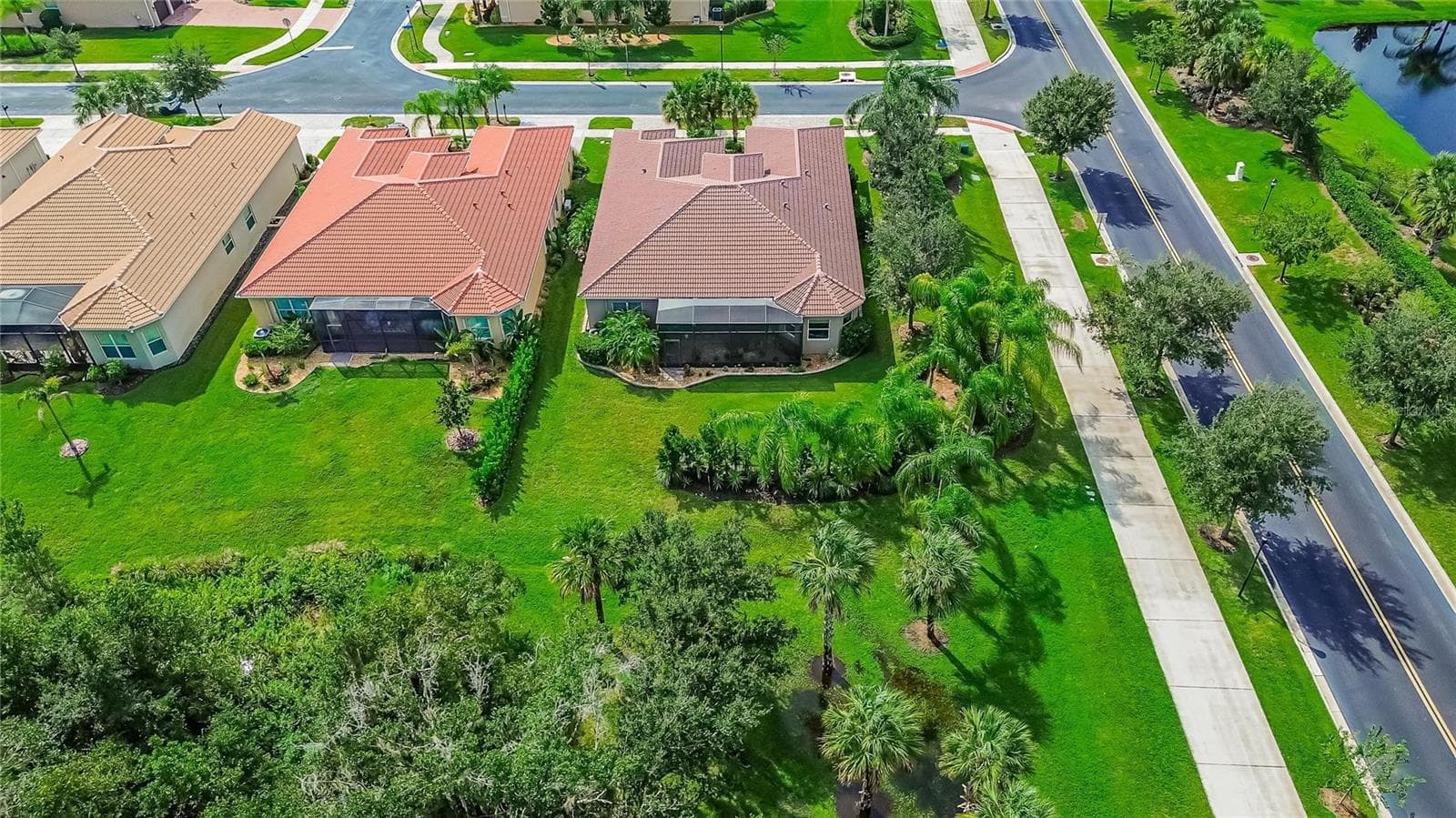 Single Family Residence at 5002 EMERALD ISLE DR, WIMAUMA, photo 89 of 93