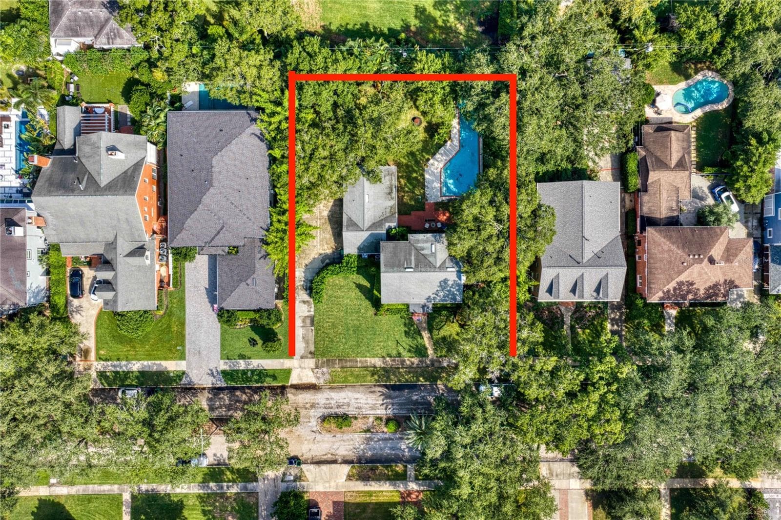 Single Family Residence at 3209 W PARKLAND BLVD, TAMPA, photo 10 of 64
