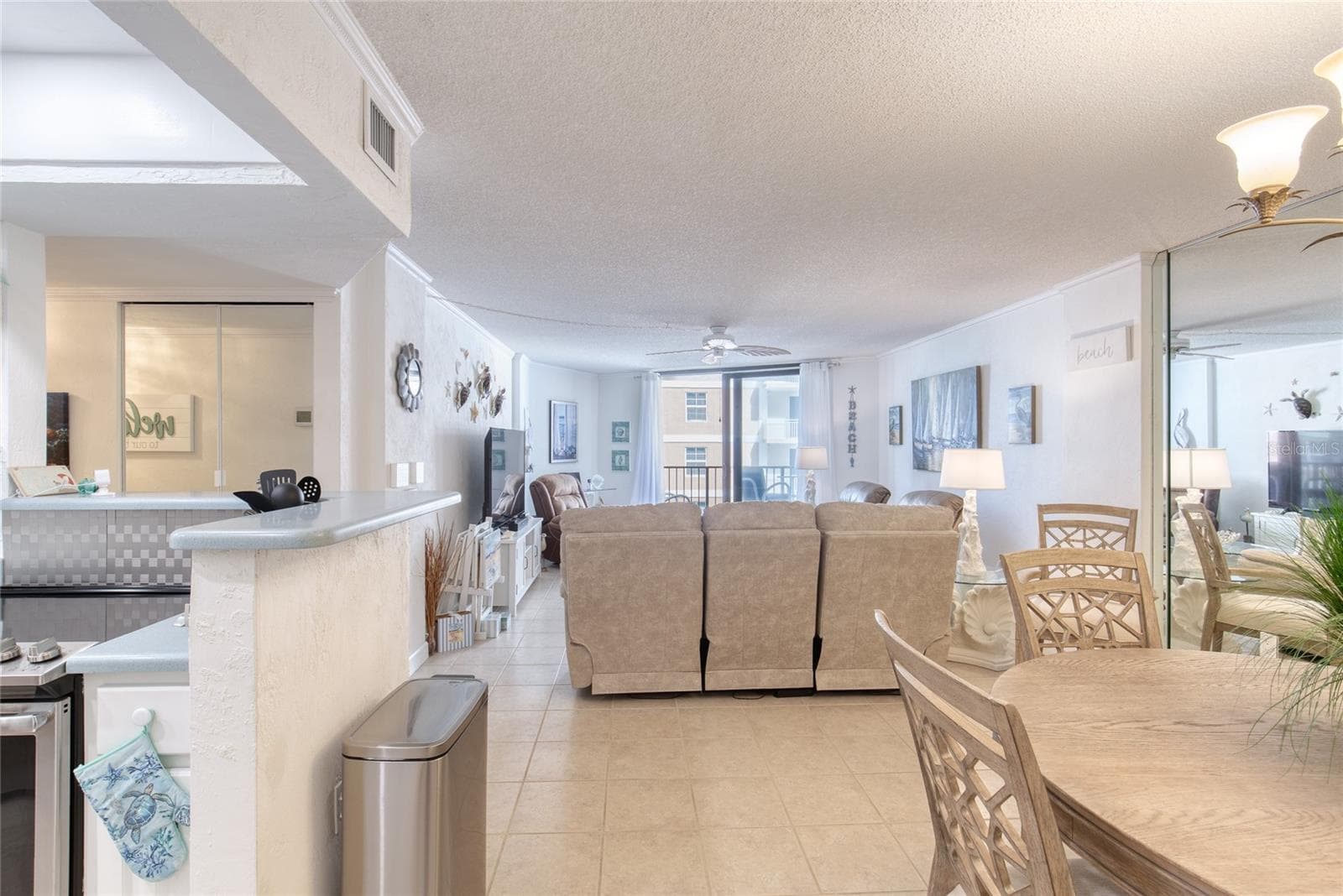 Condominium at 1415 OCEAN SHORE BLVD #609, ORMOND BEACH, photo 17 of 53