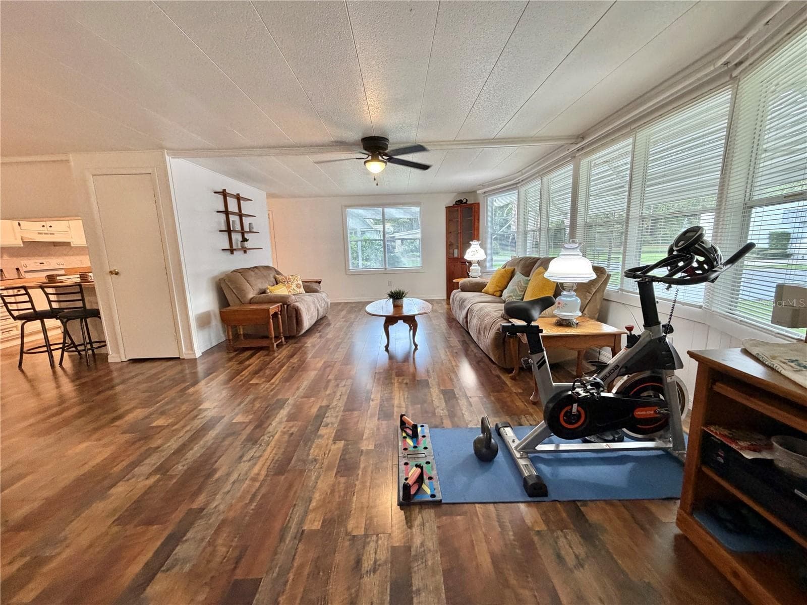 Mobile Home at 103 TAMARISK WAY, LEESBURG, photo 12 of 52