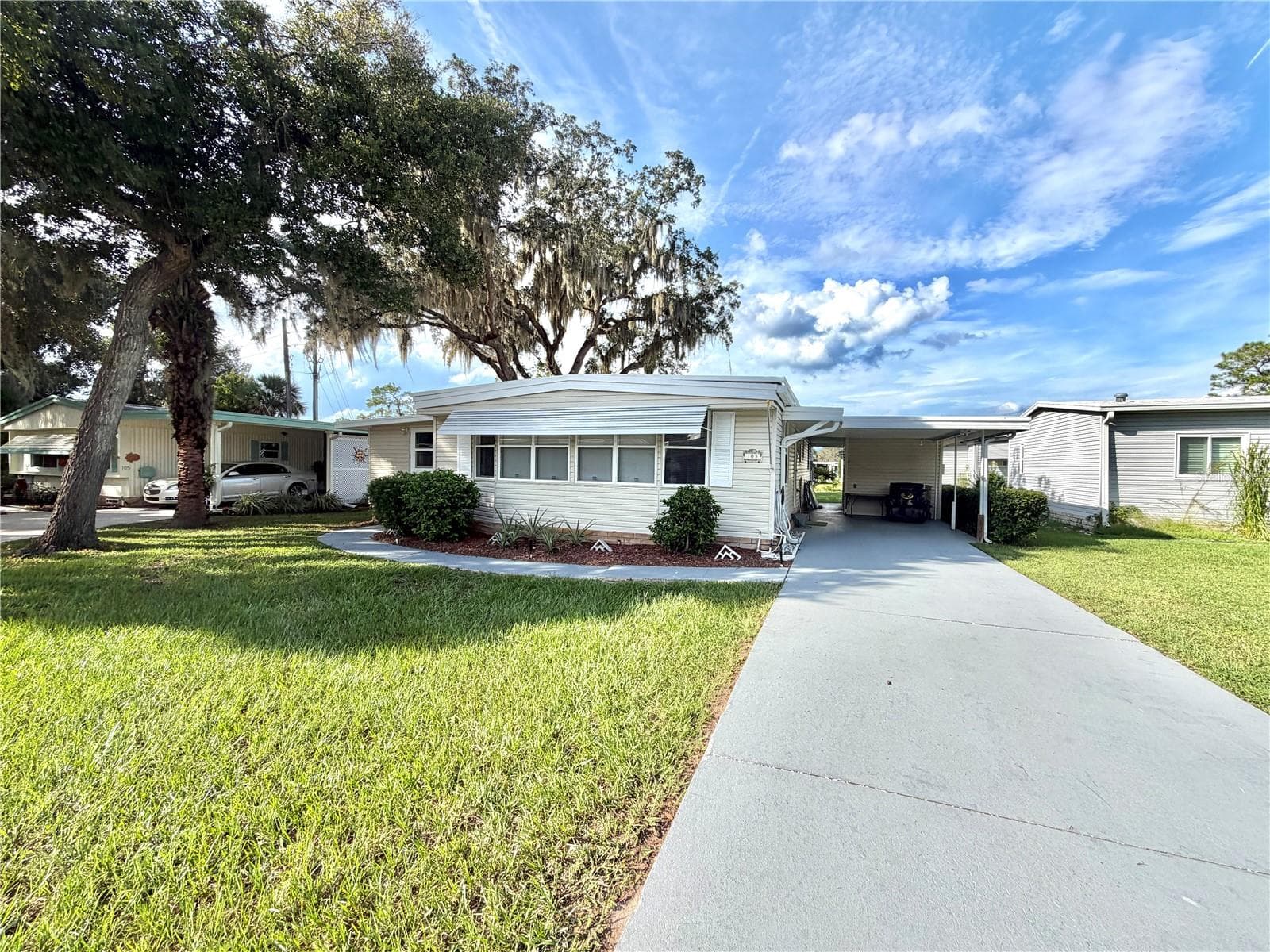 Mobile Home at 103 TAMARISK WAY, LEESBURG, photo 43 of 52