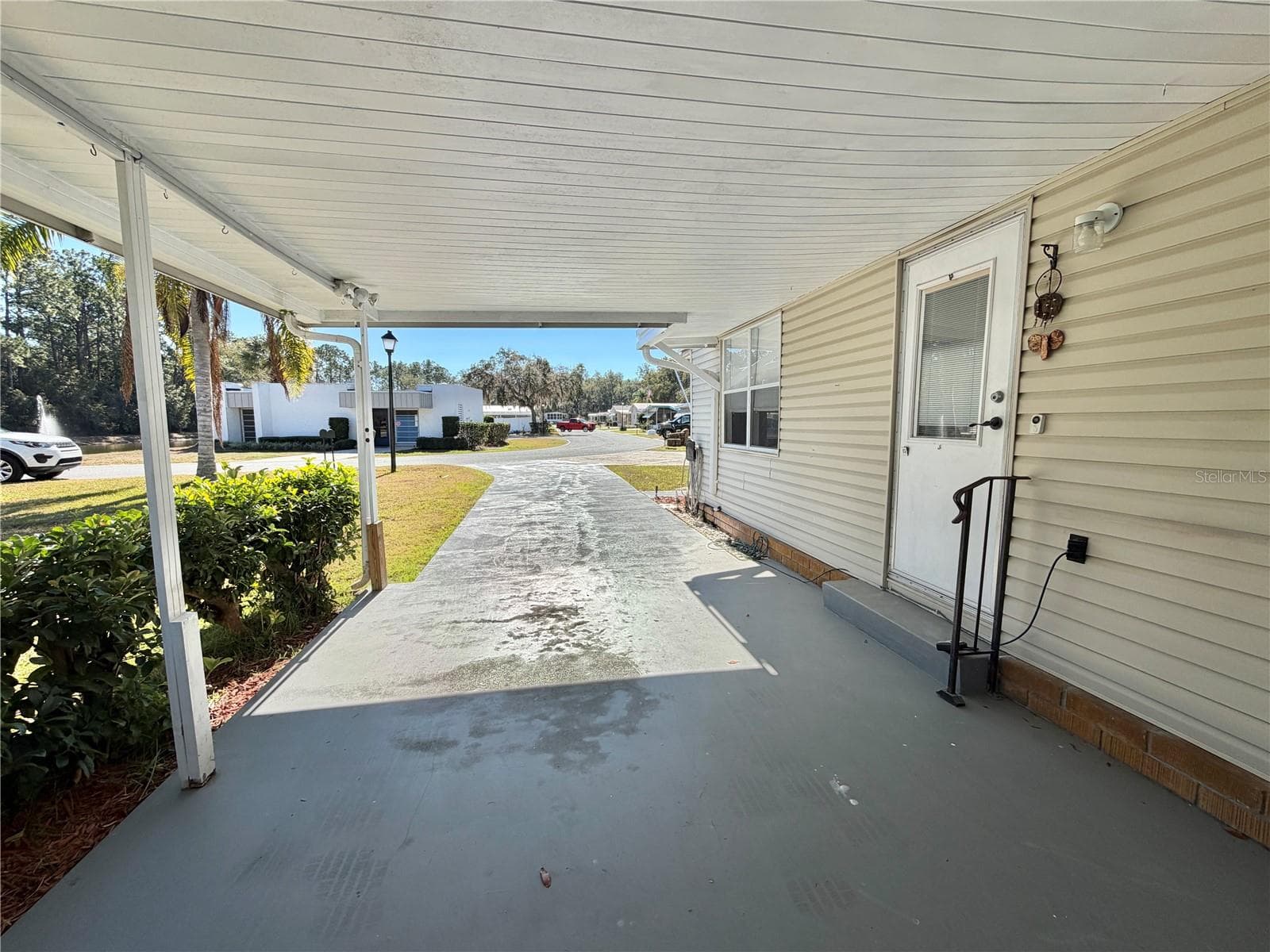 Mobile Home at 103 TAMARISK WAY, LEESBURG, photo 49 of 52