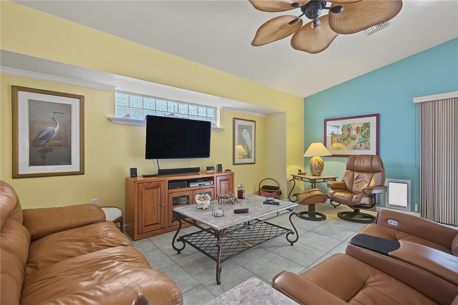 Single Family Residence at 107 BYRON CT, ROTONDA WEST, photo 13 of 44