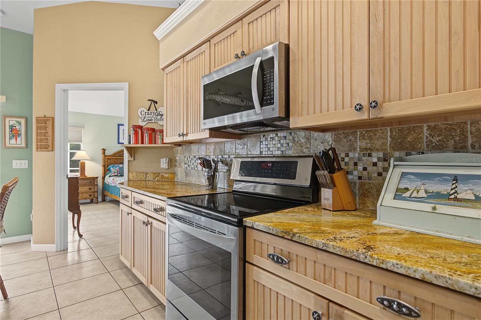 Single Family Residence at 107 BYRON CT, ROTONDA WEST, photo 23 of 44