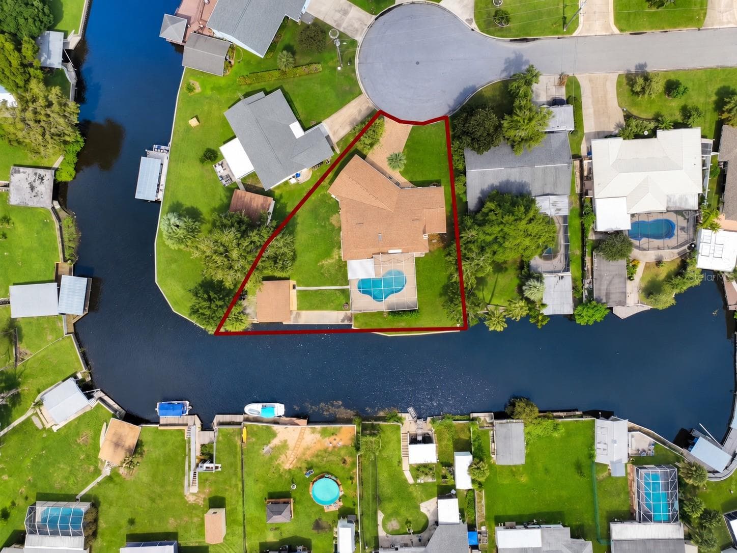 Single Family Residence at 1627 CANAL CT, TAVARES, photo 2 of 33