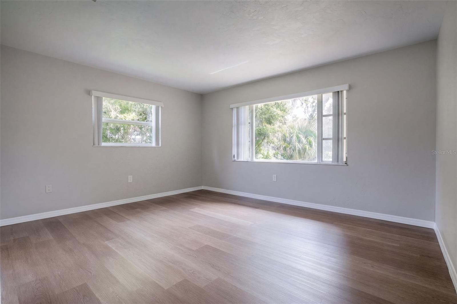 Single Family Residence at 1627 CANAL CT, TAVARES, photo 15 of 33