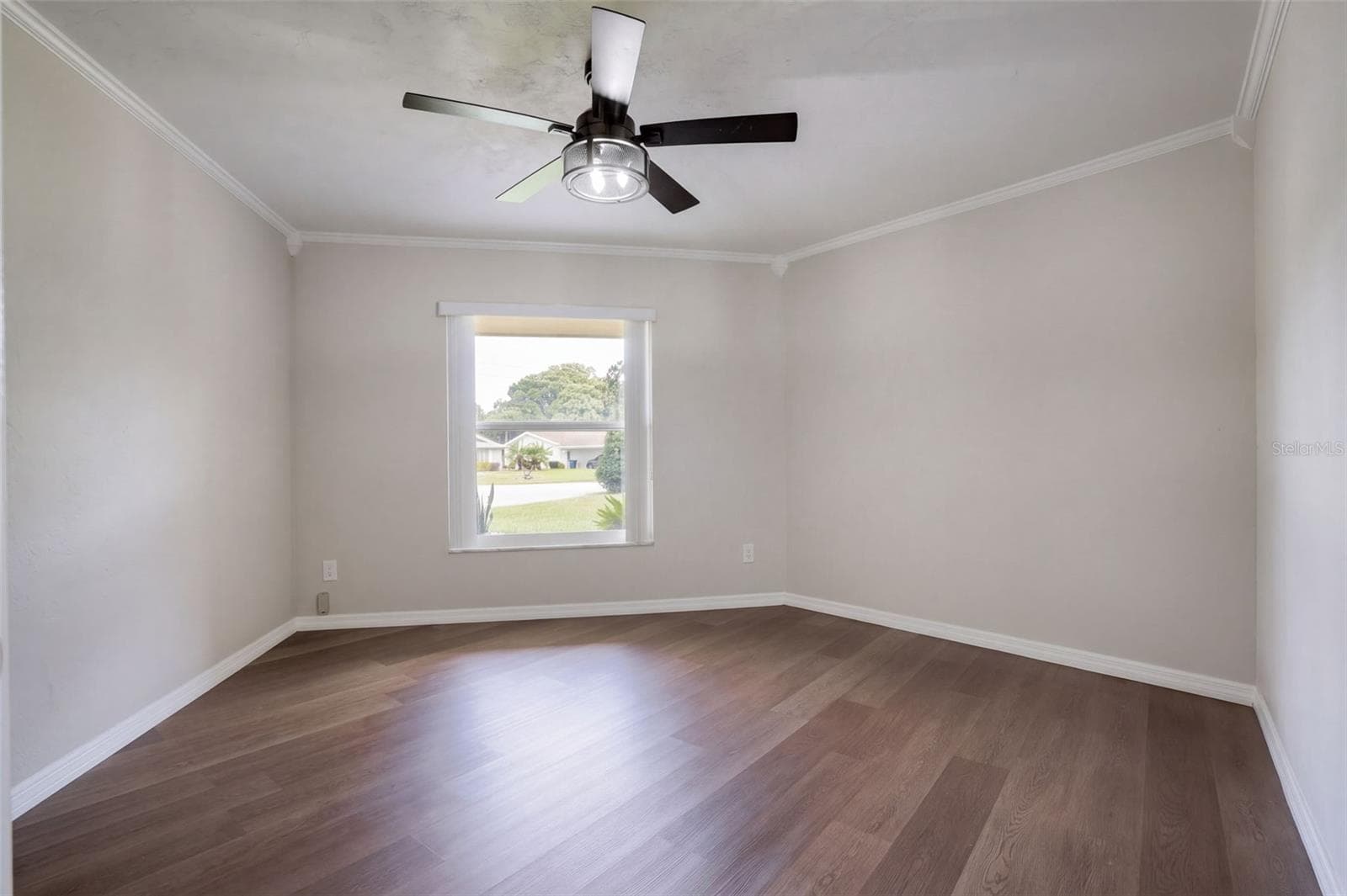 Single Family Residence at 1627 CANAL CT, TAVARES, photo 23 of 33