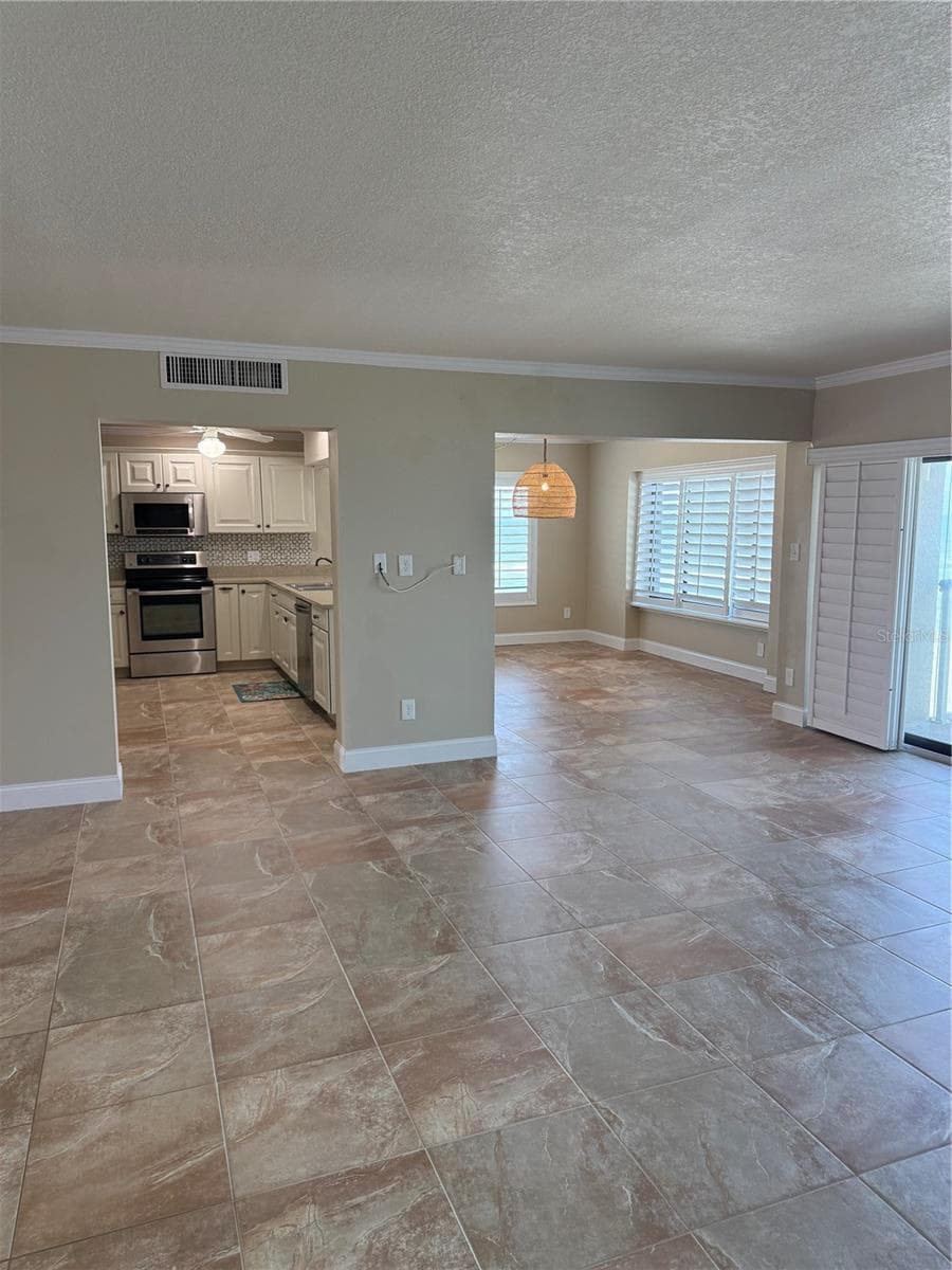 Living room/kitchen/dining - 4501 S ATLANTIC AVE #4240, NEW SMYRNA BEACH