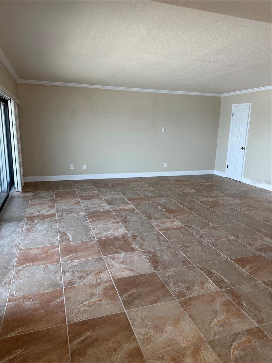 large living room - 4501 S ATLANTIC AVE #4240, NEW SMYRNA BEACH