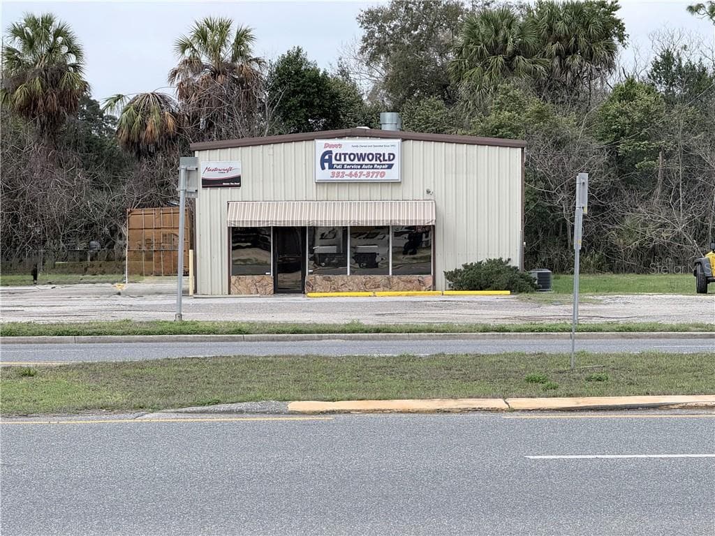 Warehouse at 8 Highway 19 N, INGLIS FL 34449, photo 3 of 49