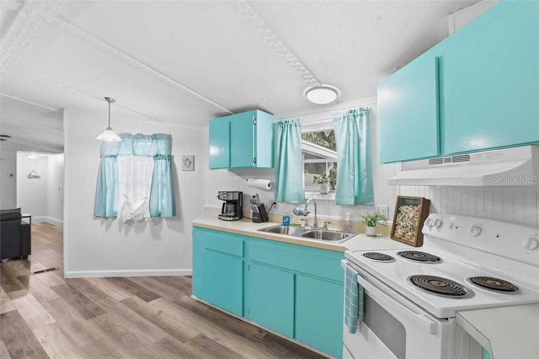Residential at 8011 W Fern PL, HOMOSASSA FL 34448, Homosassa, photo 8 of 17