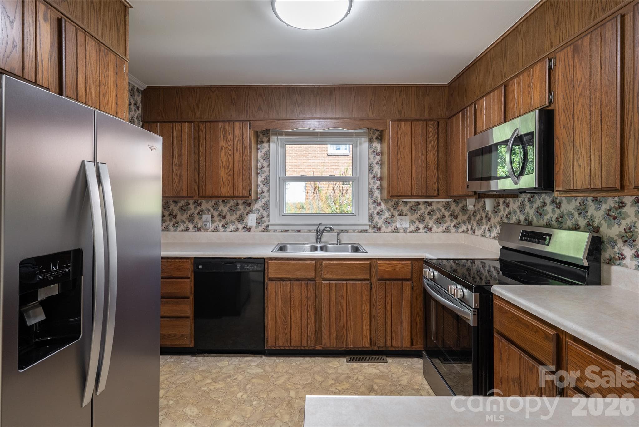 Kitchen - 23 Wagon Road, Asheville
