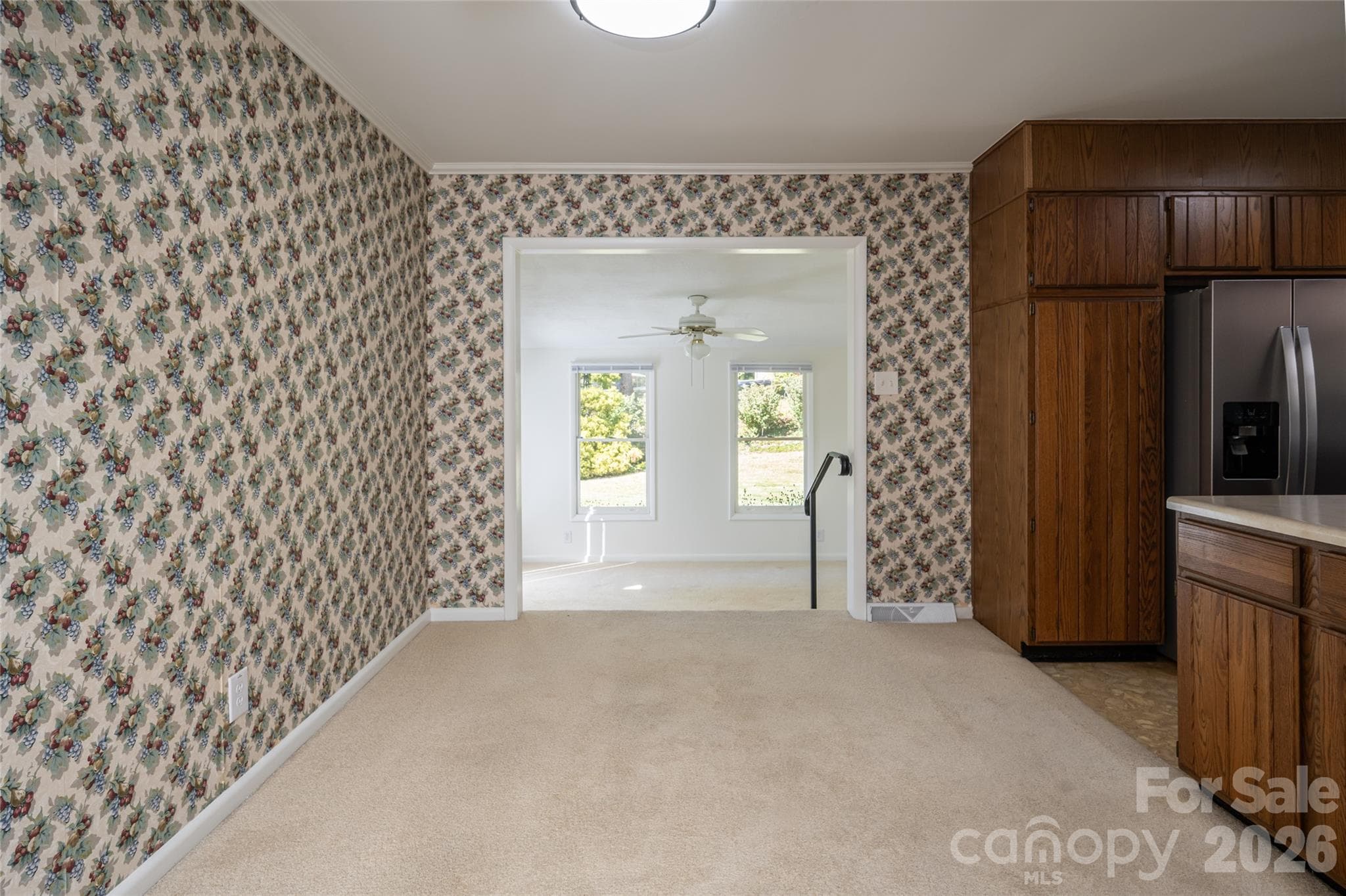 Dining area - 23 Wagon Road, Asheville