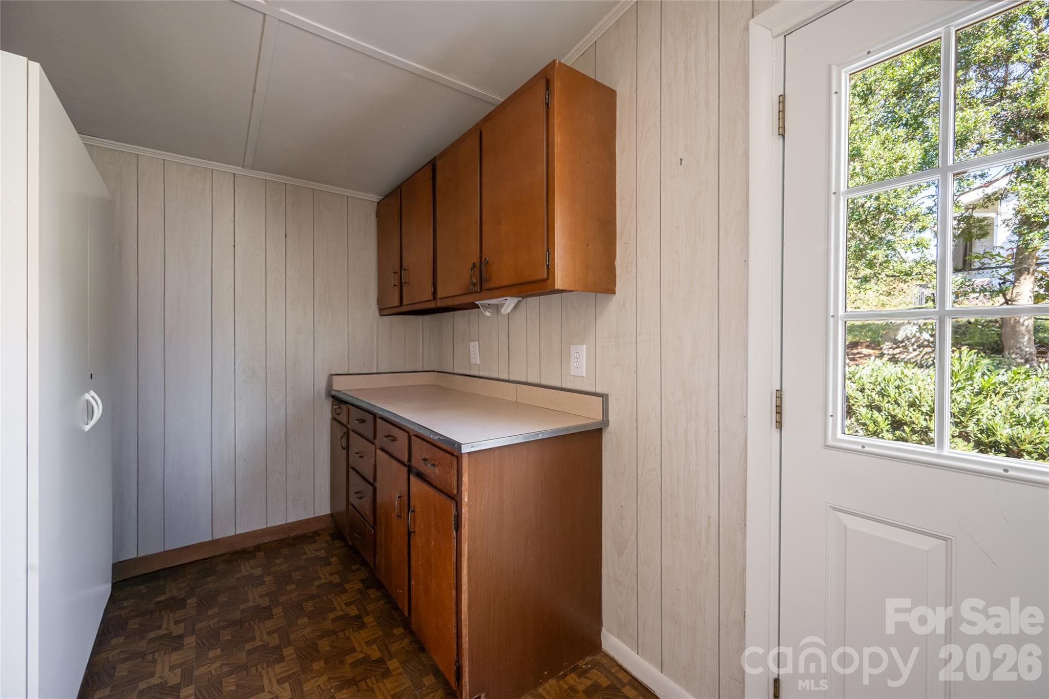 Laundry room - 23 Wagon Road, Asheville