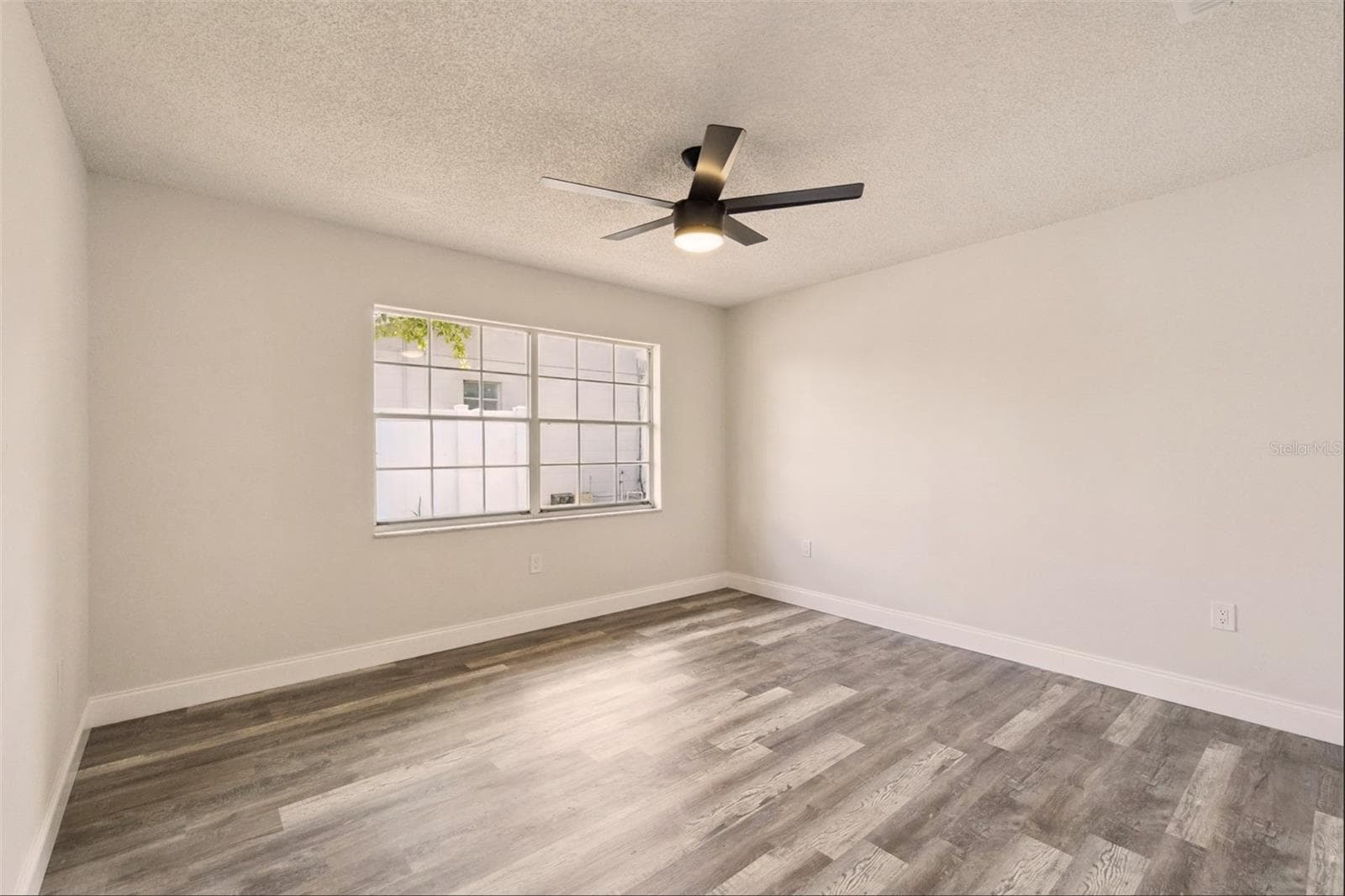 Single Family Residence at 2661 ELLEN AVE, KISSIMMEE, photo 34 of 50