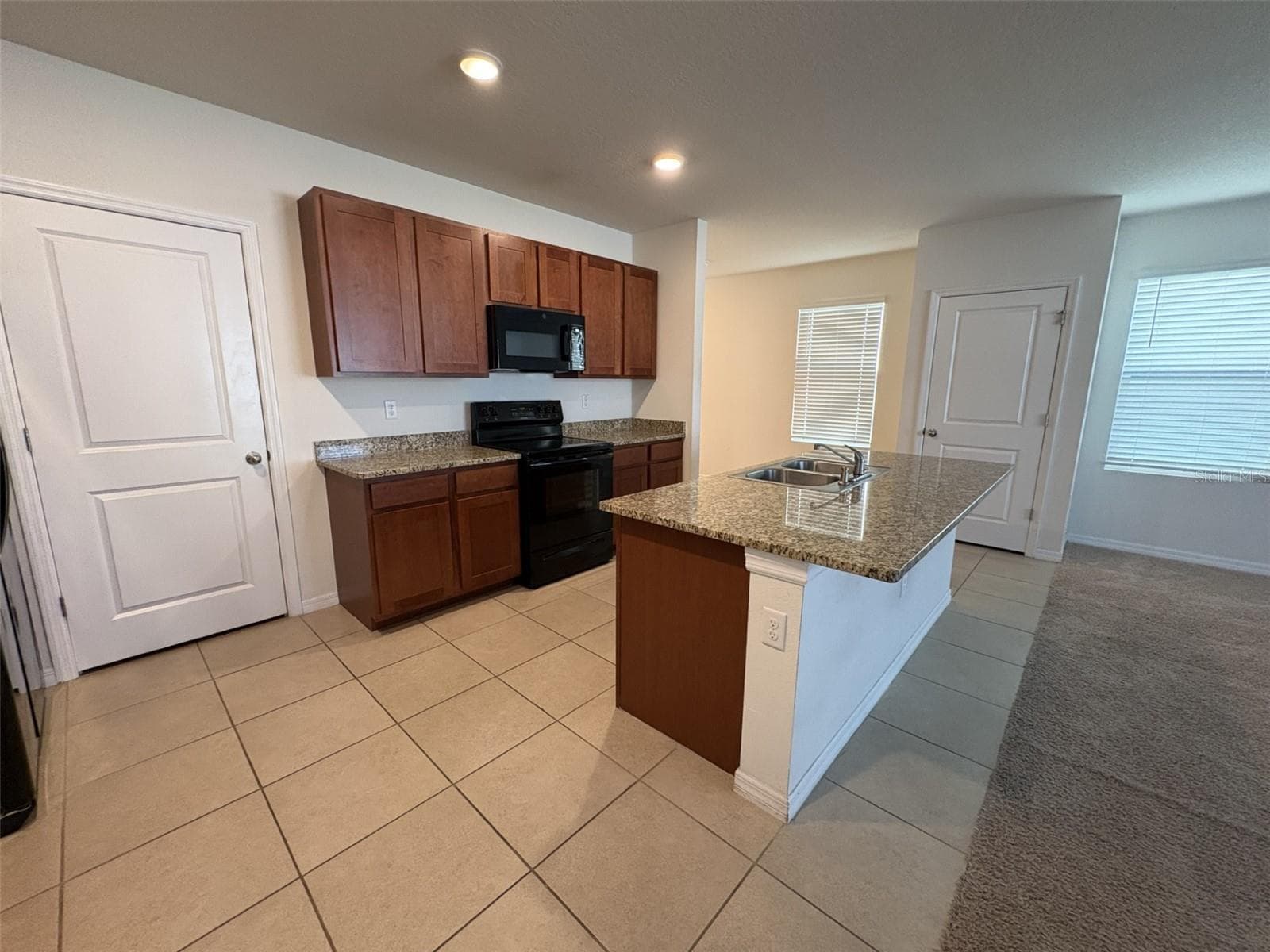 Single Family Residence at 16833 TRITE BEND ST, WIMAUMA, photo 21 of 102
