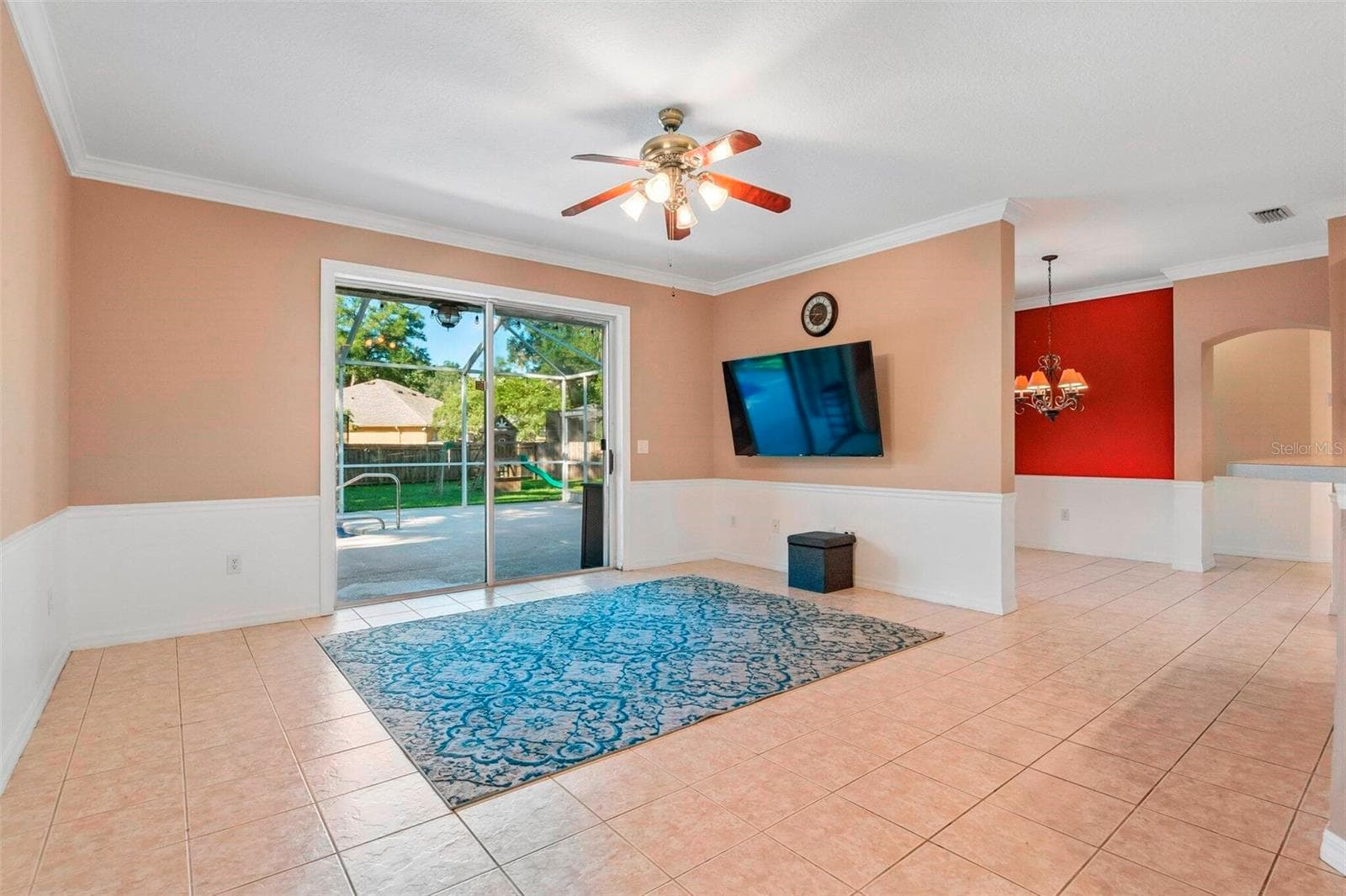Single Family Residence at 1535 ROLLING MEADOW DR, VALRICO, photo 7 of 30