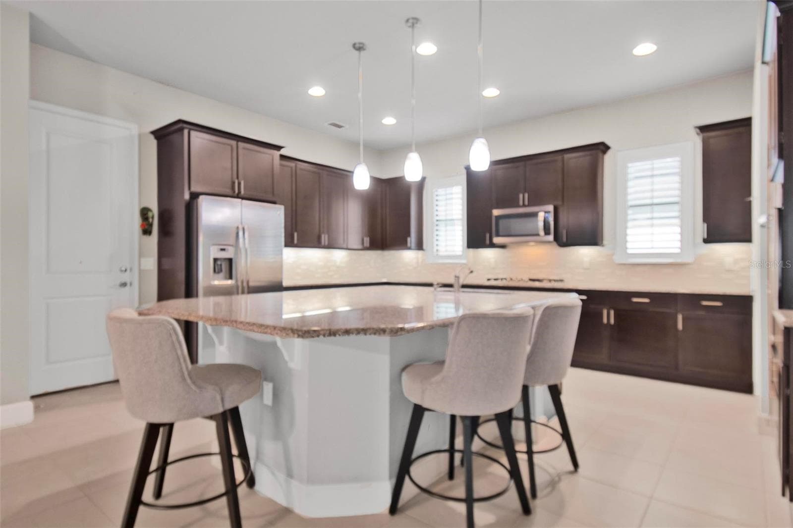 Single Family Residence at 627 ELK RIVER DR, ORMOND BEACH, photo 12 of 47
