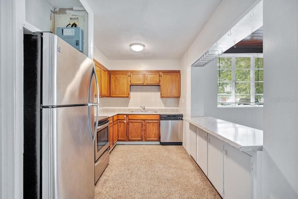 Kitchen - 611 SAN JUAN BLVD, ORLANDO