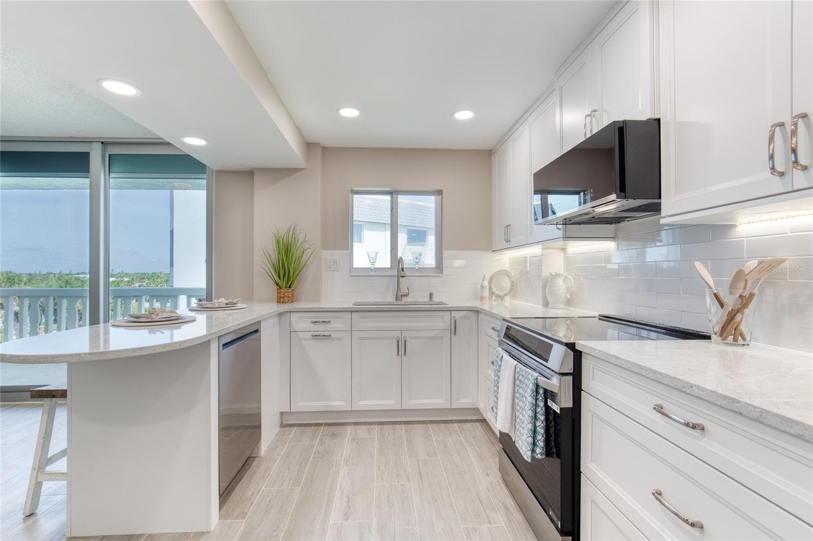 Condominium at 1575 OCEAN SHORE BLVD #307, ORMOND BEACH, photo 9 of 50