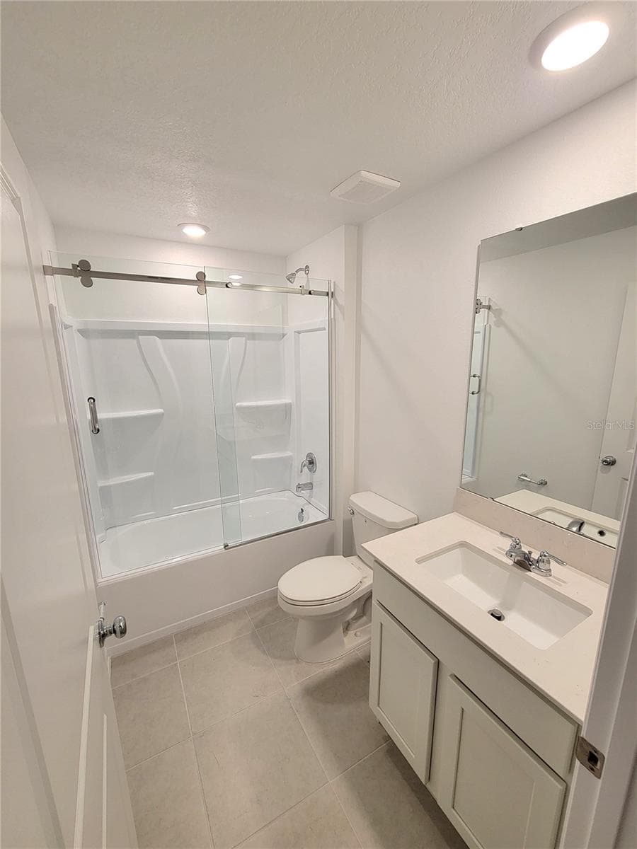 Single Family Residence at 3007 TOTEM RD, EAGLE LAKE, photo 14 of 26