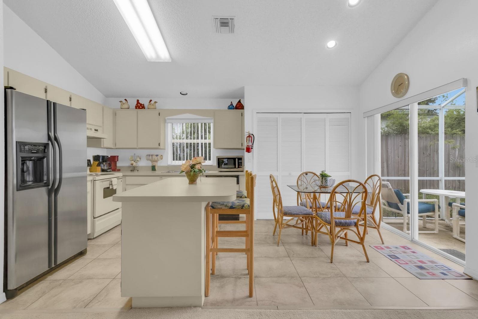 Kitchen - 2974 VISCOUNT CIR, KISSIMMEE