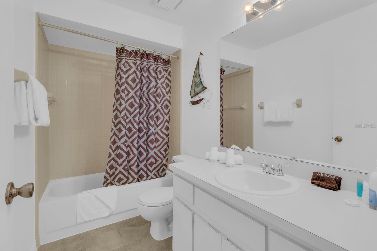Bathroom 2 - 2974 VISCOUNT CIR, KISSIMMEE