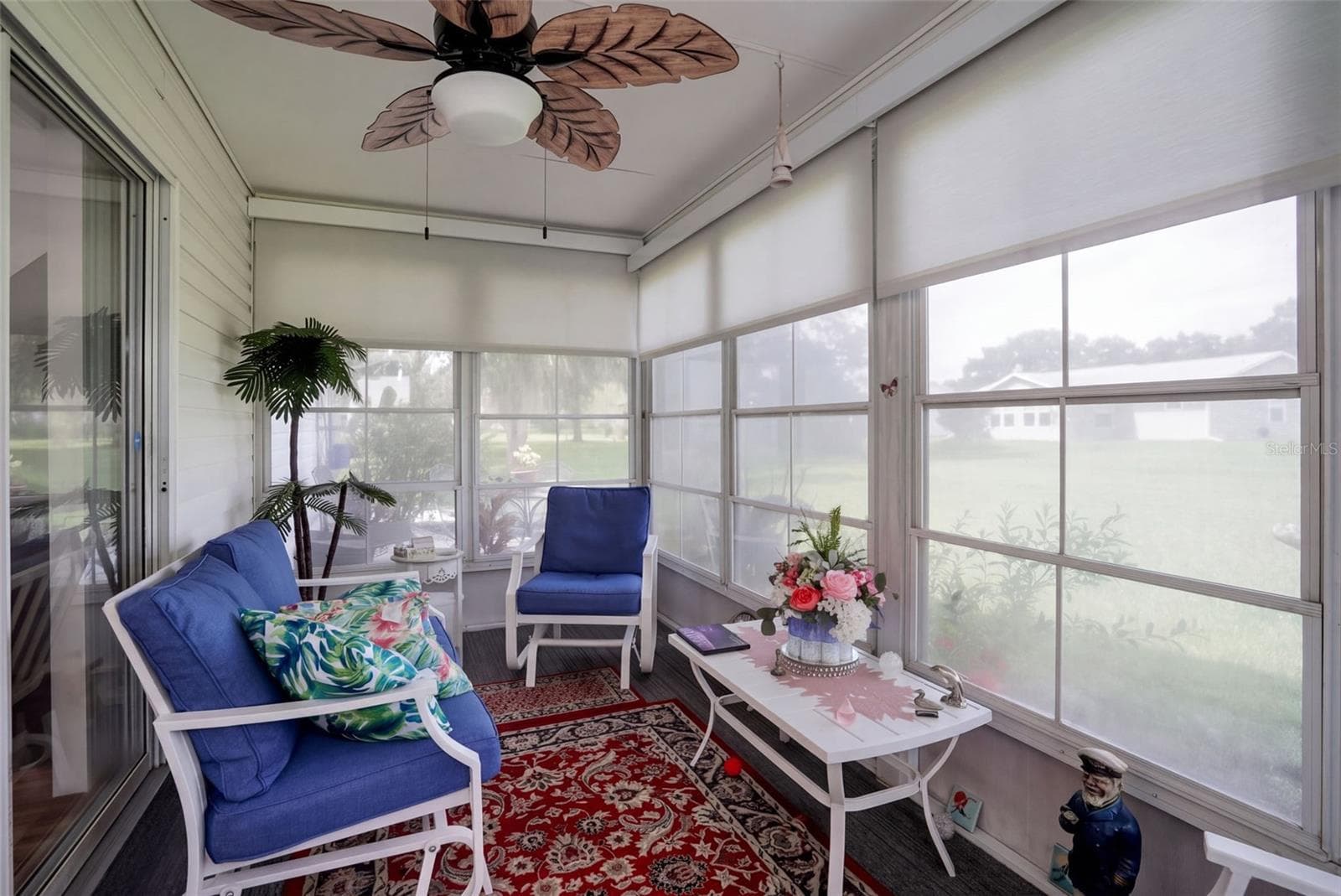 Another Lania view - 26162 NEWCOMBE CIR, LEESBURG