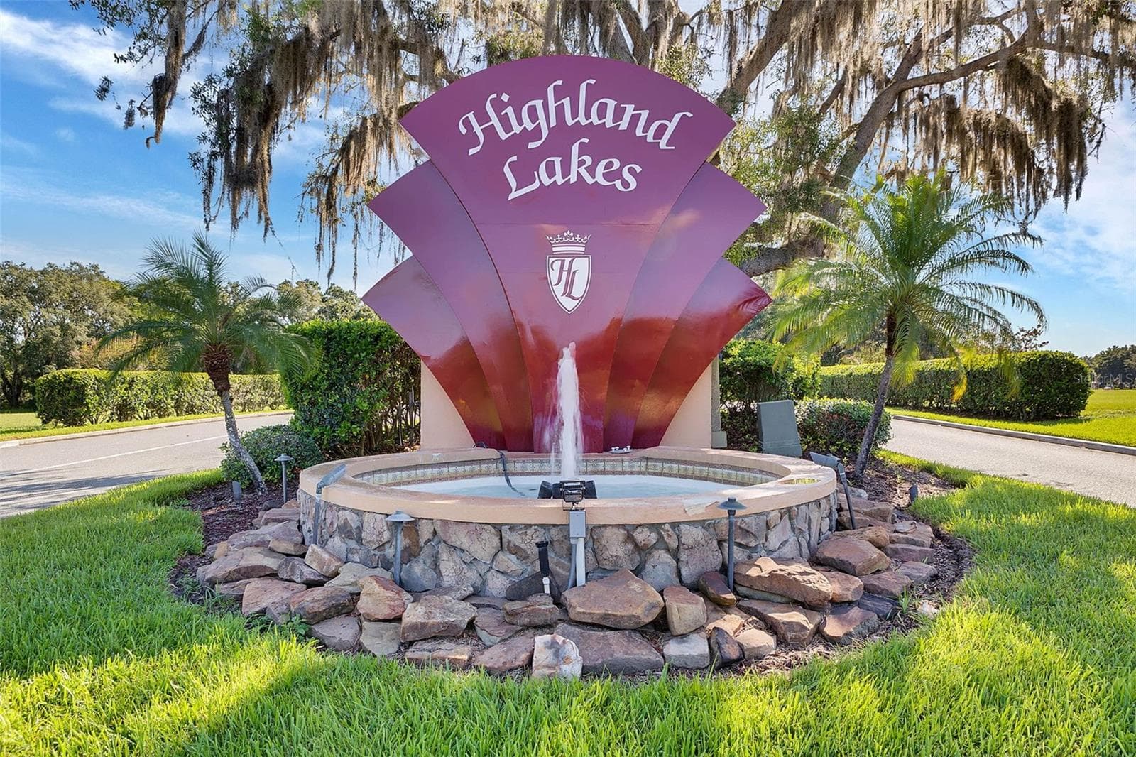 Community Entrance - 26162 NEWCOMBE CIR, LEESBURG