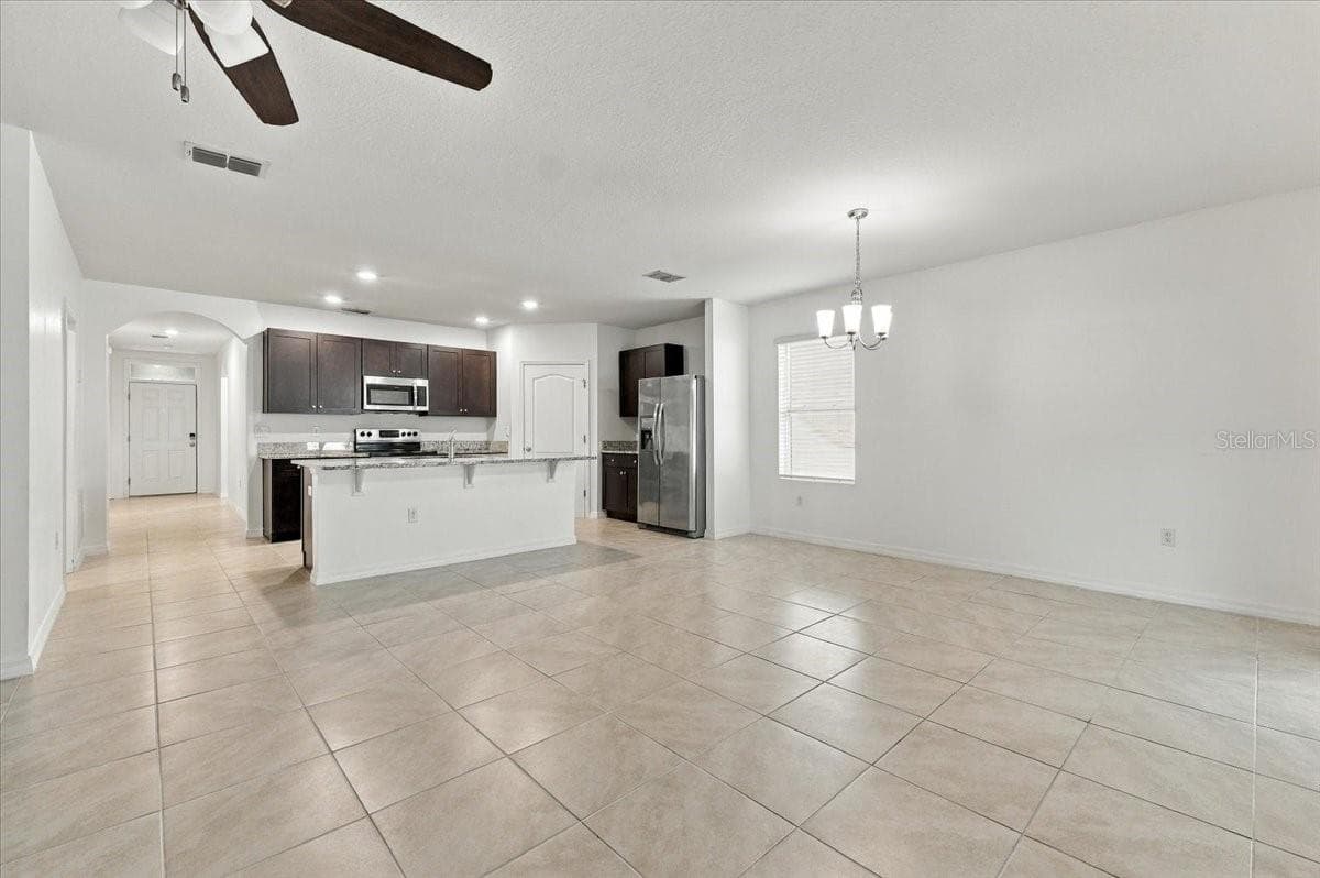 Single Family Residence at 261 ST THOMAS DR, MULBERRY, photo 13 of 38