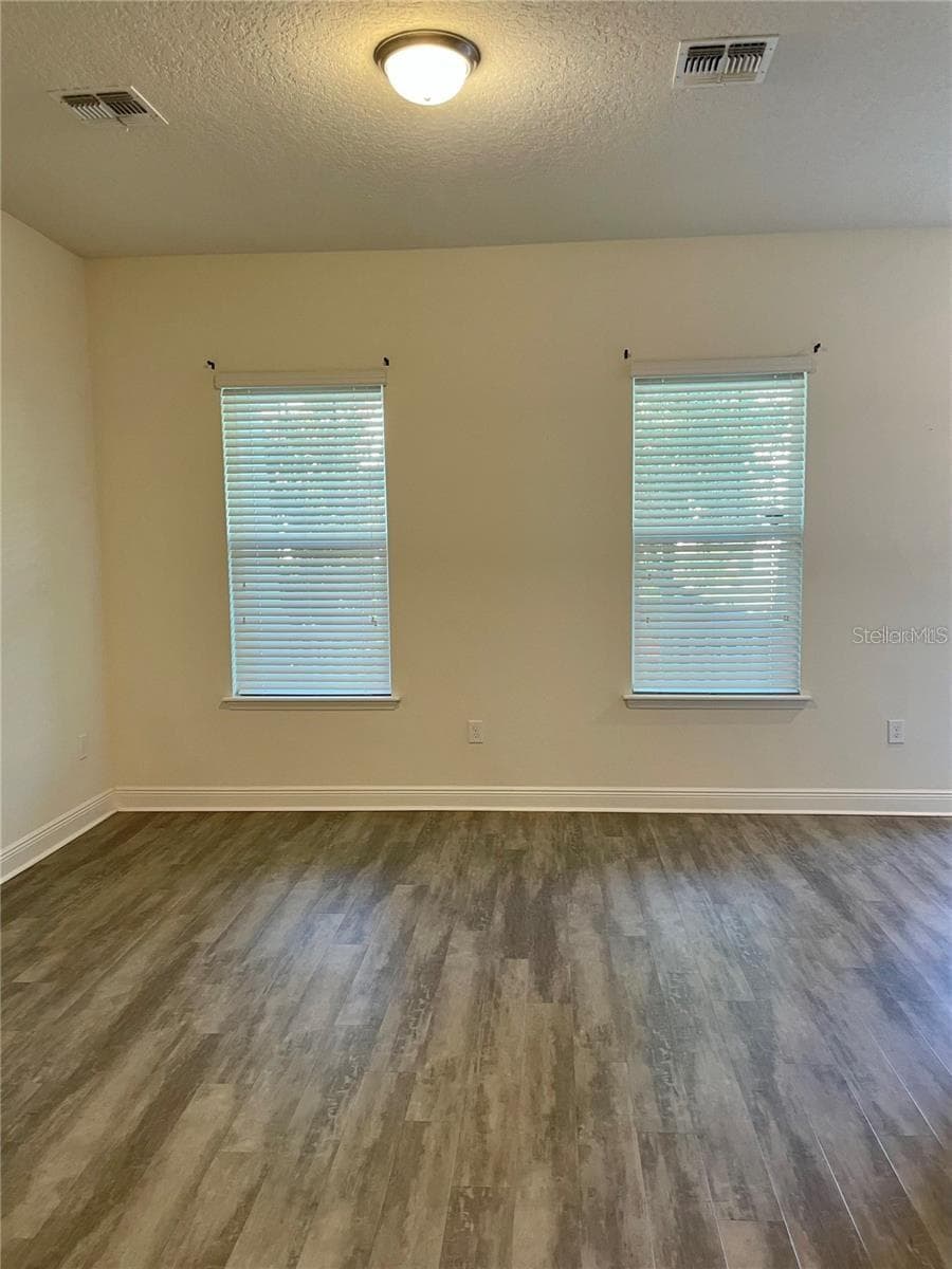 Single Family Residence at 9469 MEADOW HUNT WAY, WINTER GARDEN, photo 5 of 34