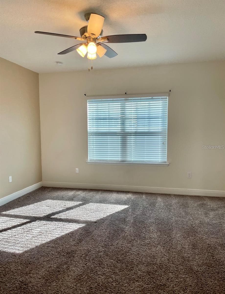 Single Family Residence at 9469 MEADOW HUNT WAY, WINTER GARDEN, photo 8 of 34