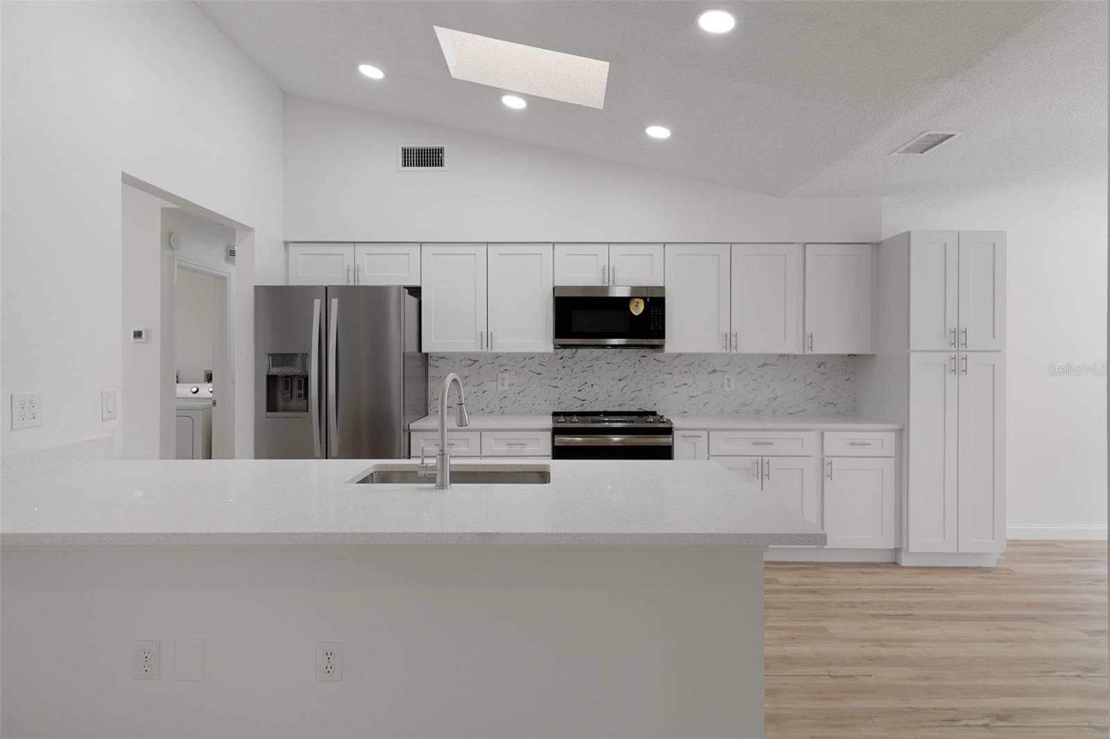 Single Family Residence at 10220 SWANSON CT, SPRING HILL, photo 5 of 55