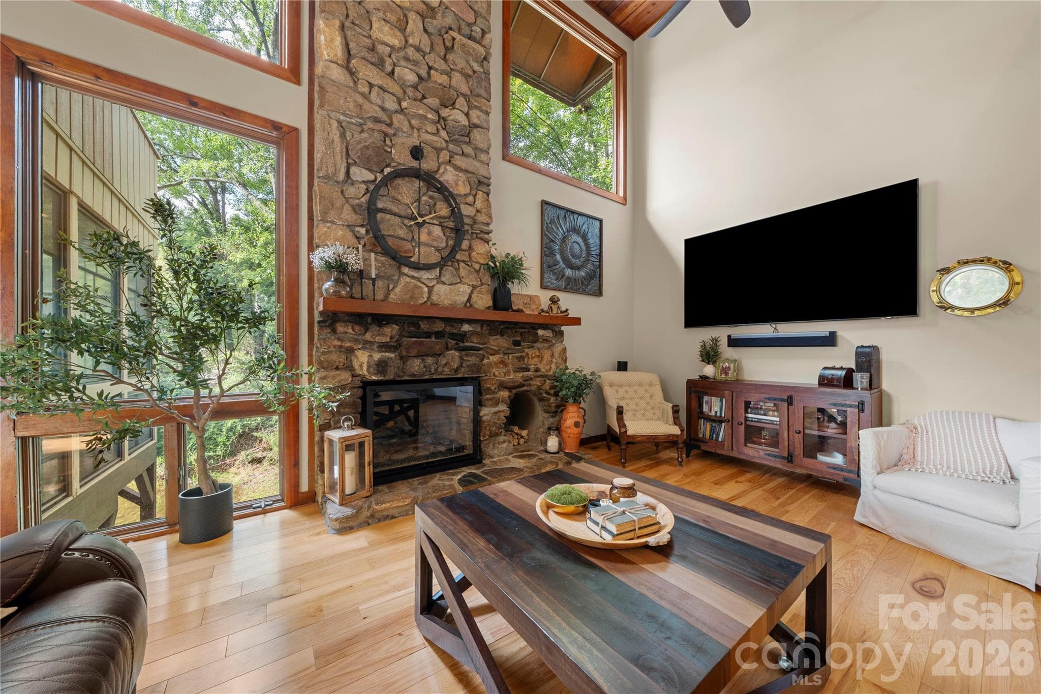 Single Family Residence at 131 Whispering Pines Drive, Clover, photo 22 of 45