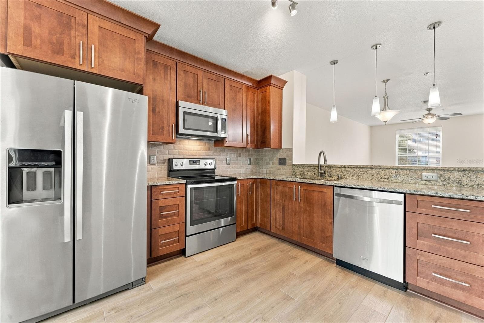Kitchen - 3121 BAYSHORE OAKS DR, TAMPA