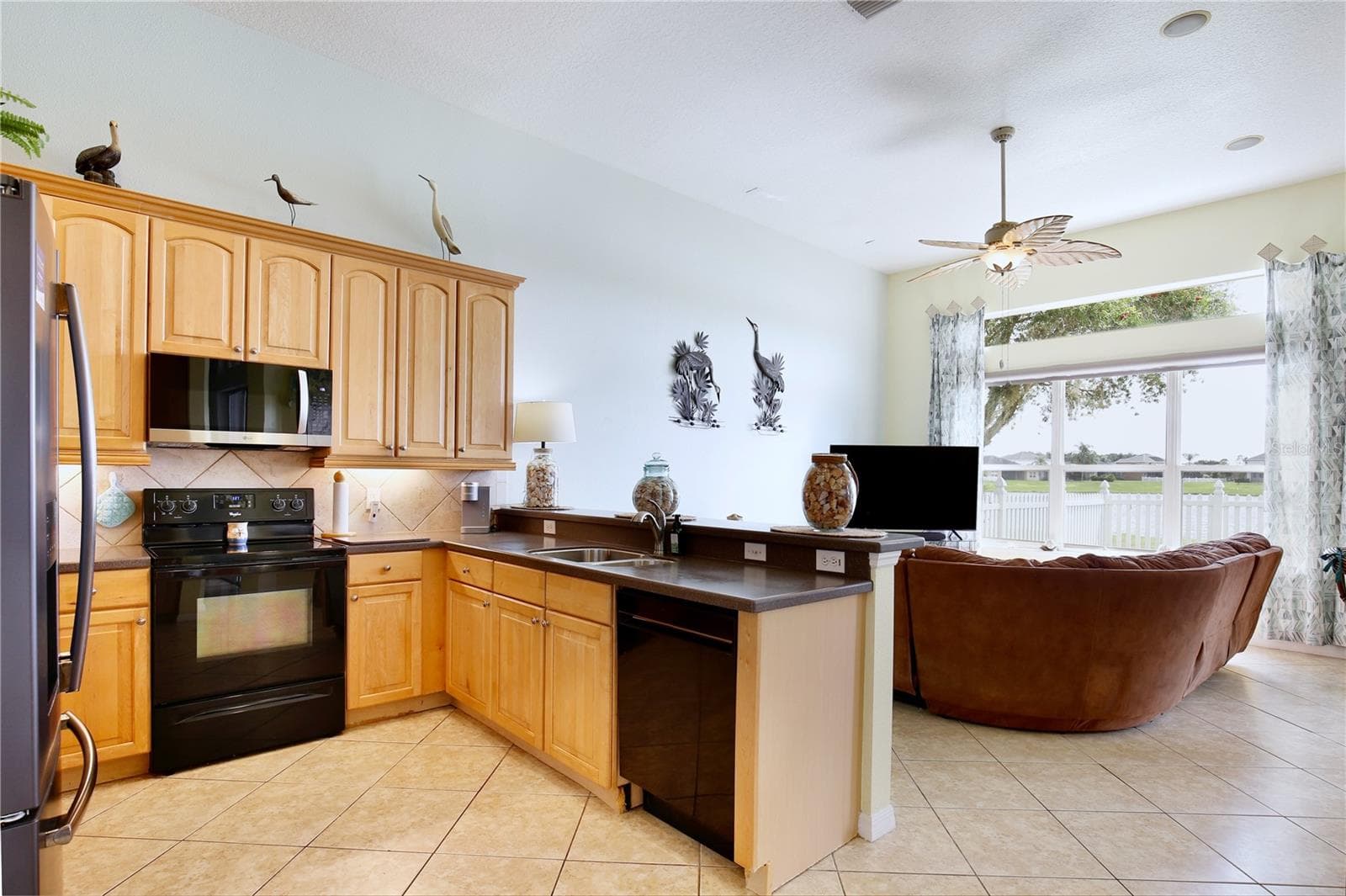 Single Family Residence at 1654 STARGAZER TER, SANFORD, photo 9 of 37