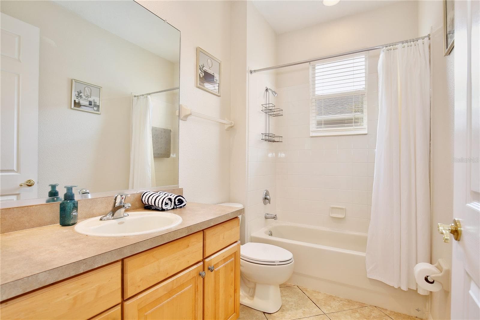 Single Family Residence at 1654 STARGAZER TER, SANFORD, photo 27 of 37