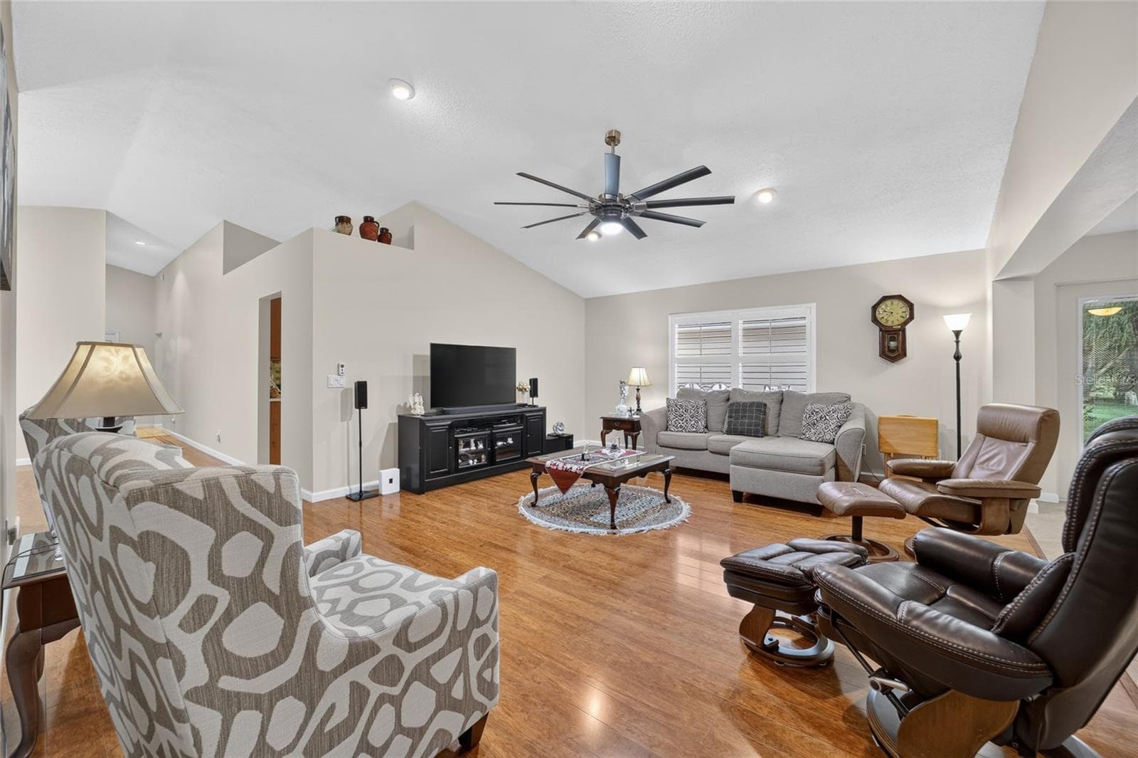 Single Family Residence at 9213 SW 91ST CIR, OCALA, photo 5 of 86