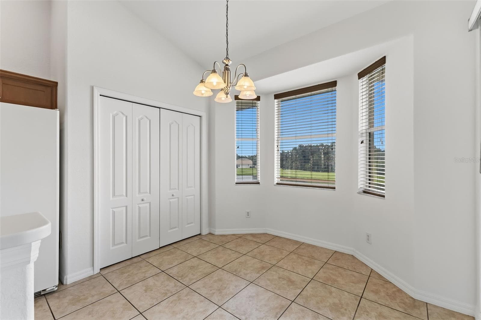 Condominium at 1003 FAIRWAYCOVE LN #207, BRADENTON, photo 11 of 45