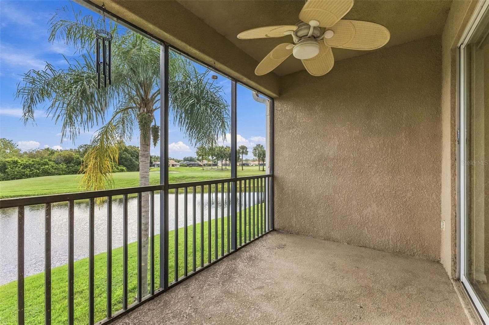 Condominium at 1003 FAIRWAYCOVE LN #207, BRADENTON, photo 16 of 45